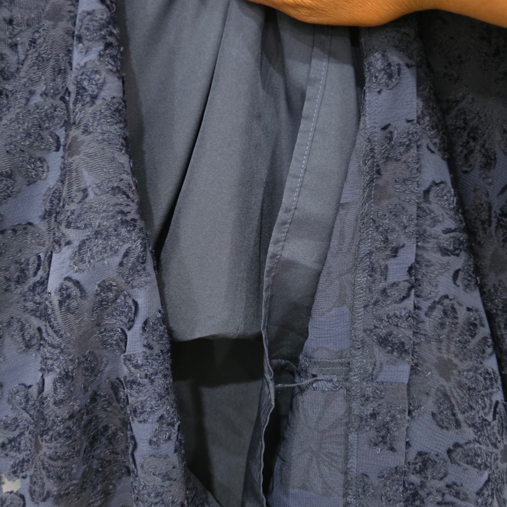 Karl Lagerfeld Paris Navy Blue Floral Eyelash Lace Pearl Detail Shift Dress 12 - Picture 7 of 8